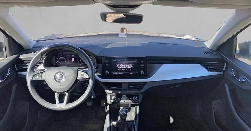 Usado Skoda Kamiq Ambition 115 CV (84 kW) 2020 SUV