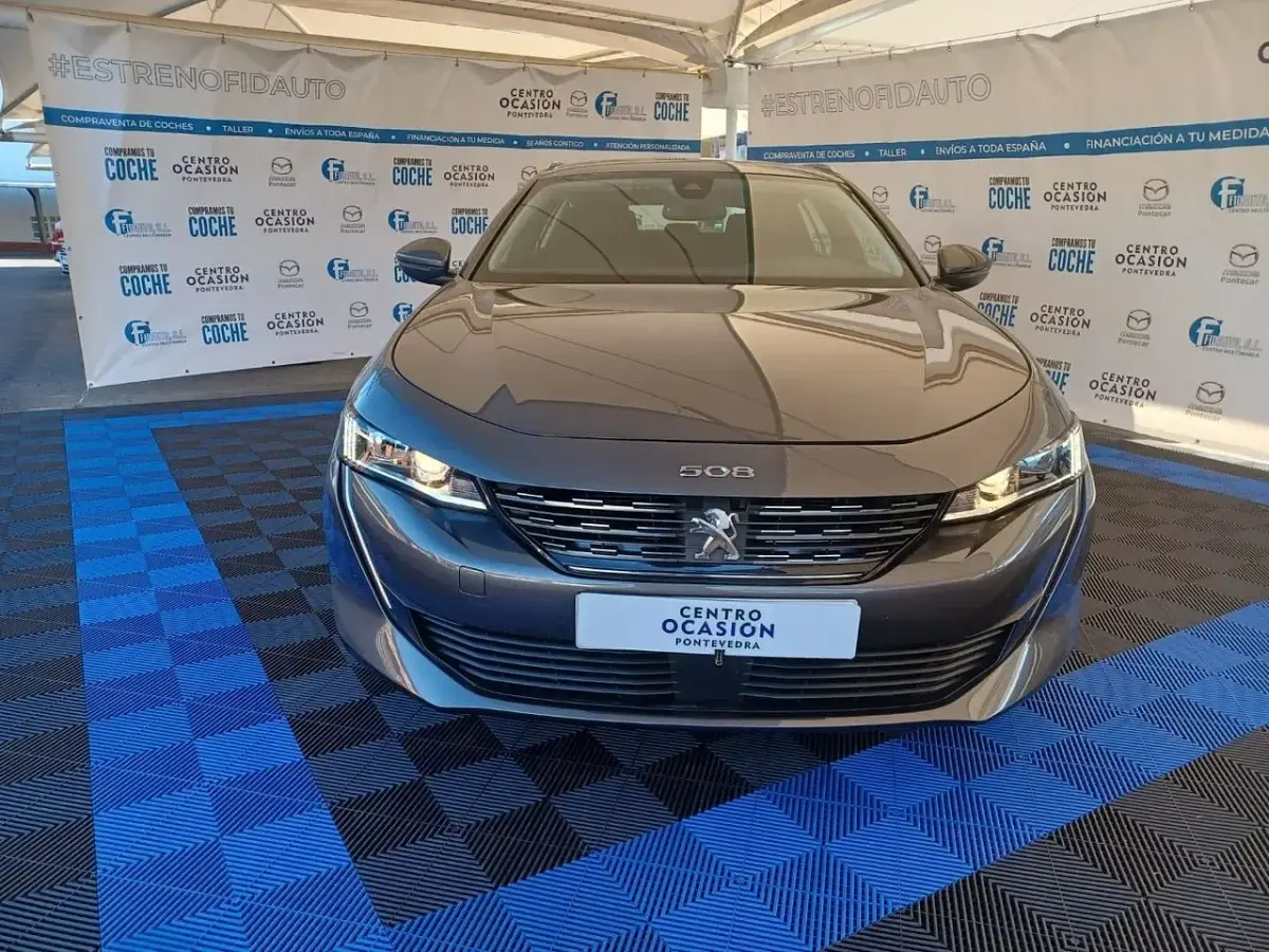 Usado Peugeot 508 SW Active 180 CV (132 kW) 2019 Gris Familiar