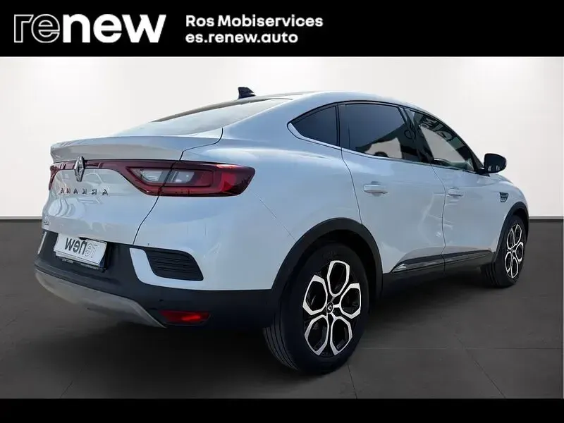 Usado Renault Arkana Zen 140 CV (102 kW) 2022 Blanco SUV