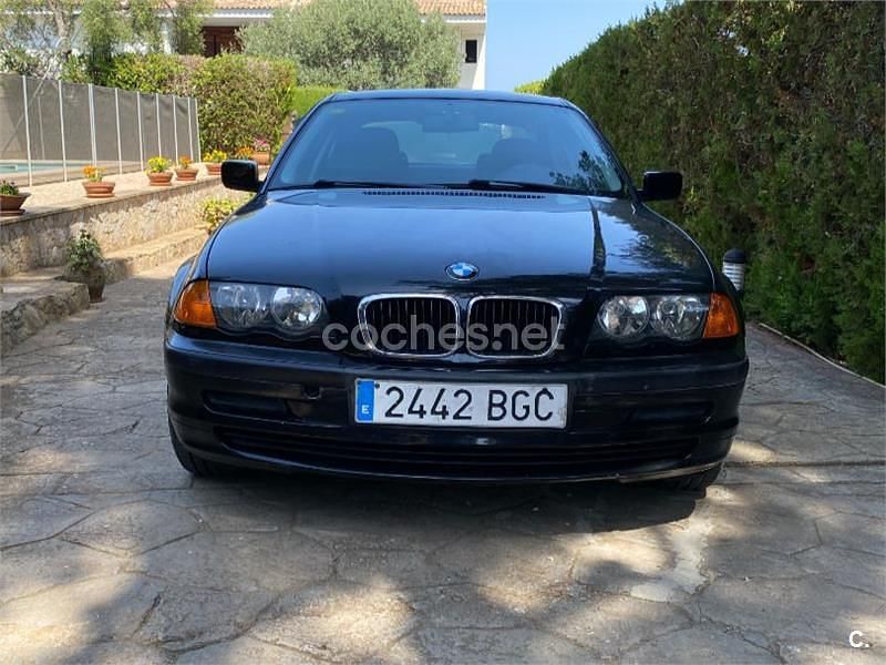 Negro Usado 2001 BMW 316 Berlina | 3000 € - Imagen 1/4