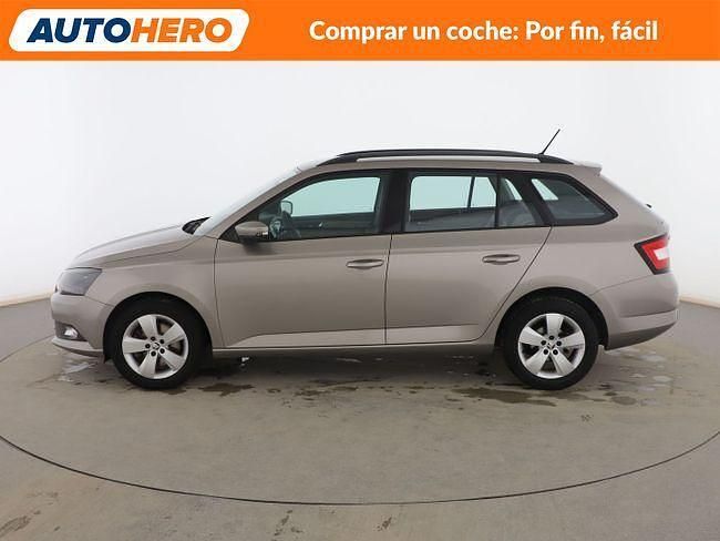 Usado Skoda Fabia Style 110 CV (80 kW) 2015 Amarillo Familiar