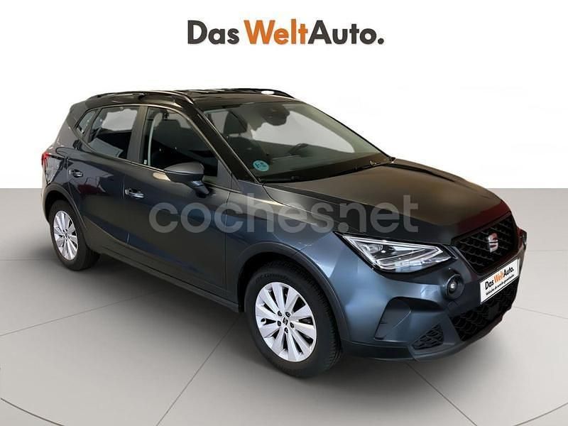 Gris Usado 2023 Seat Arona Style SUV | 17.575 € (Precio justo) - Imagen 1/4