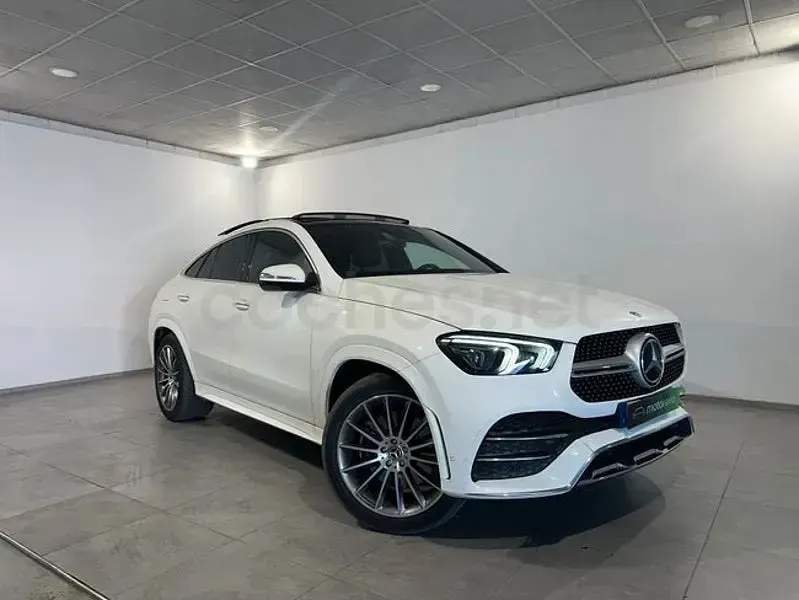 Usado Mercedes GLE300 272 CV (200 kW) 2022 Blanco Coupe