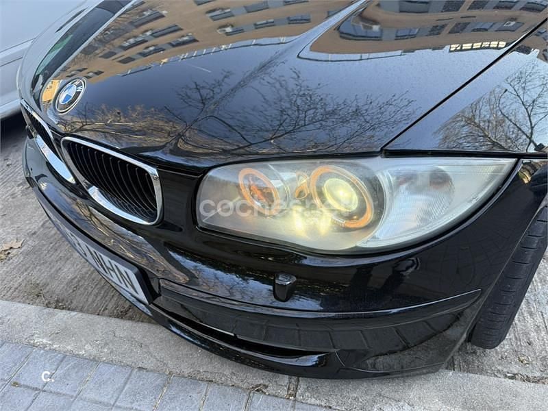 Usado BMW 116 122 CV (89 kW) 2011 Negro Utilitario