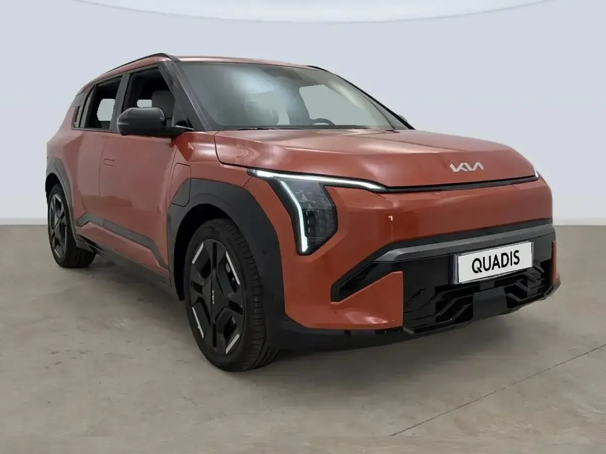 Usado Kia EV3 GT-Line 150 kW (204 CV) 2025 Naranja SUV