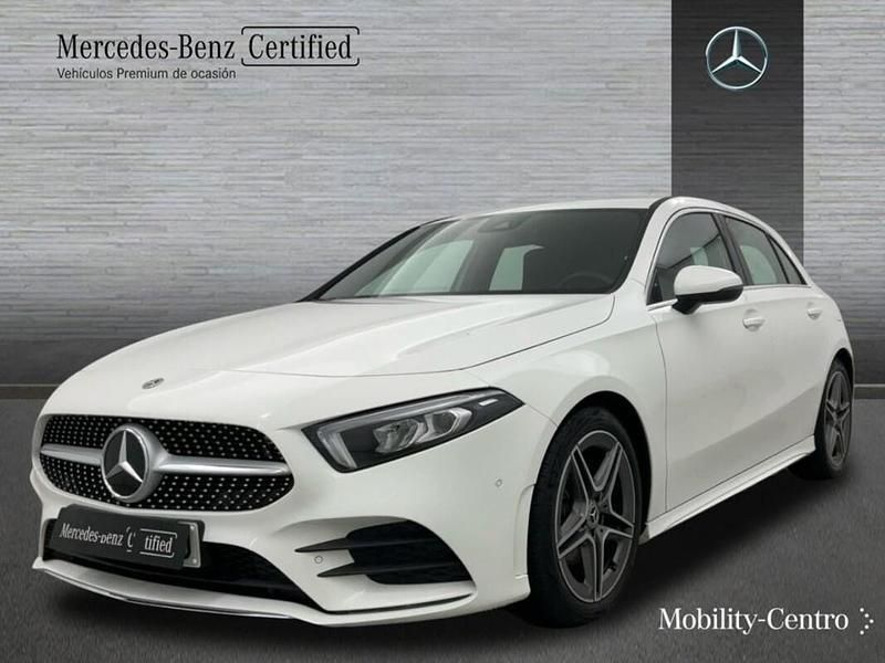 Usado Mercedes A200 AMG line 150 CV (110 kW) 2022 Blanco polar  pintura unicolor Utilitario