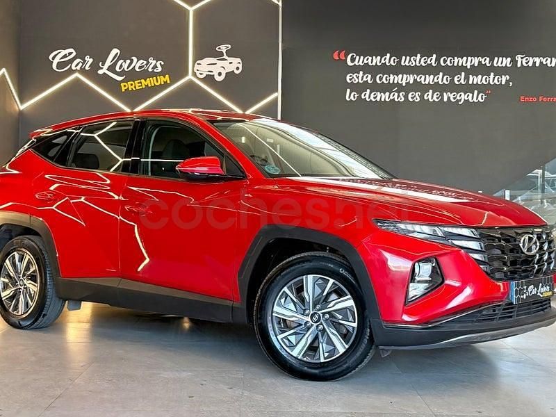 Usado Hyundai Tucson 115 CV (84 kW) 2022 Rojo SUV