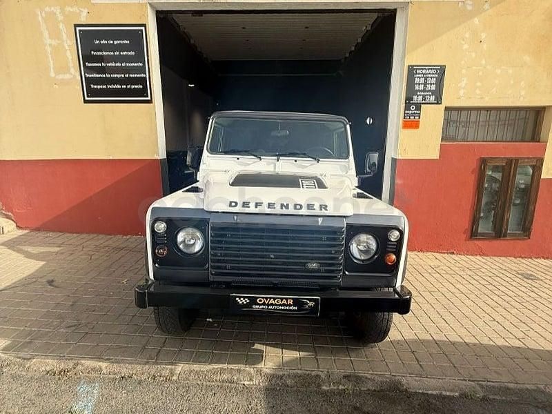 Usado Land Rover Defender SE 122 HP (89 kW) 2015 Branco Carrinha