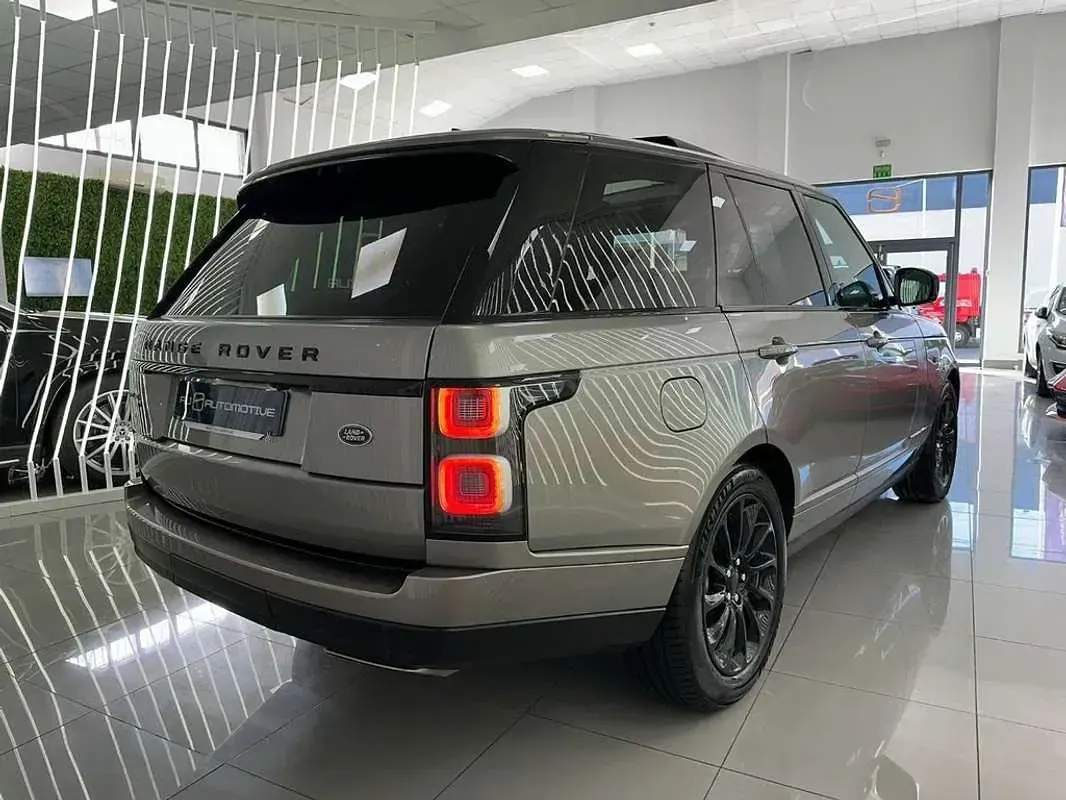 Usado Land Rover Range Rover Vogue 404 CV (297 kW) 2020 Gris SUV