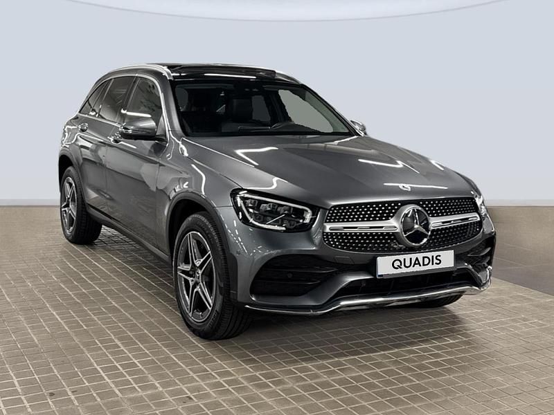 Usado Mercedes GLC300 320 CV (235 kW) 2021 Gris SUV