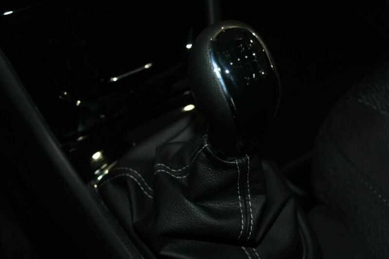 Usado Opel Mokka Selective 136 CV (100 kW) 2018 Azul SUV