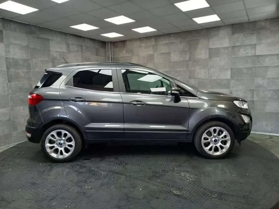 Usado Ford Ecosport Titanium 125 CV (91 kW) 2023 Gris SUV