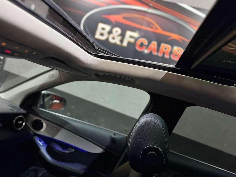 Usado Mercedes GLC300e 306 CV (225 kW) 2021 Beige SUV