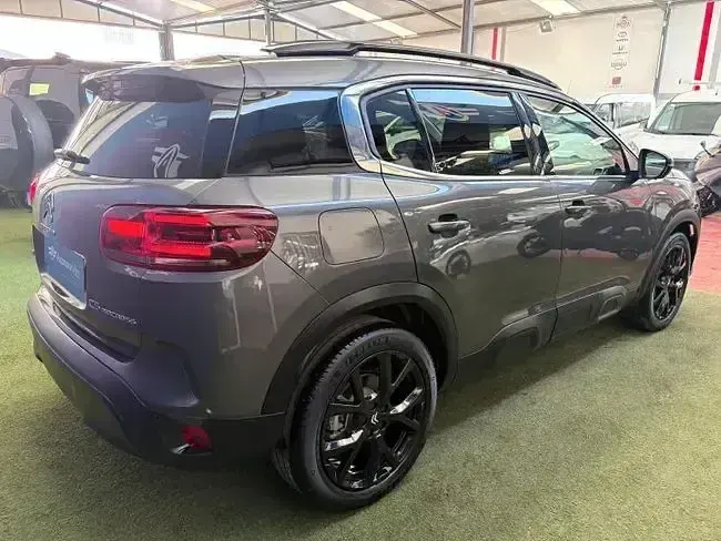 Usado Citroën C5 Aircross Shine 225 CV (165 kW) 2023 Gris / plata SUV