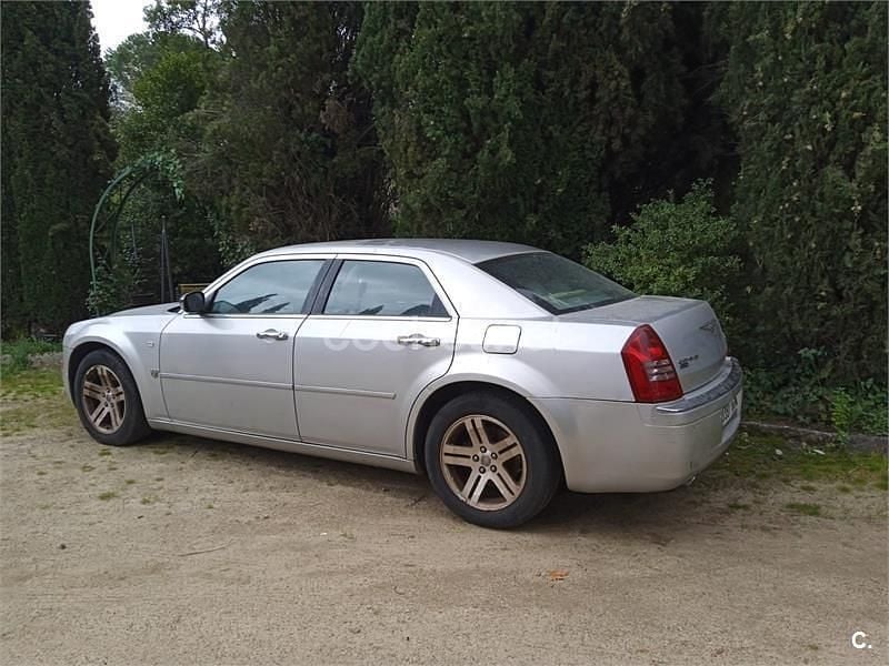 Usado Chrysler 300C 218 CV (160 kW) 2008 Gris / plata Berlina