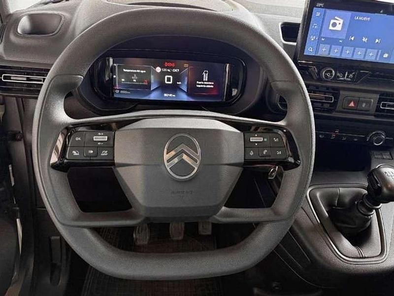 Usado Citroën Berlingo 131 CV (96 kW) 2024 Gris Monovolumen