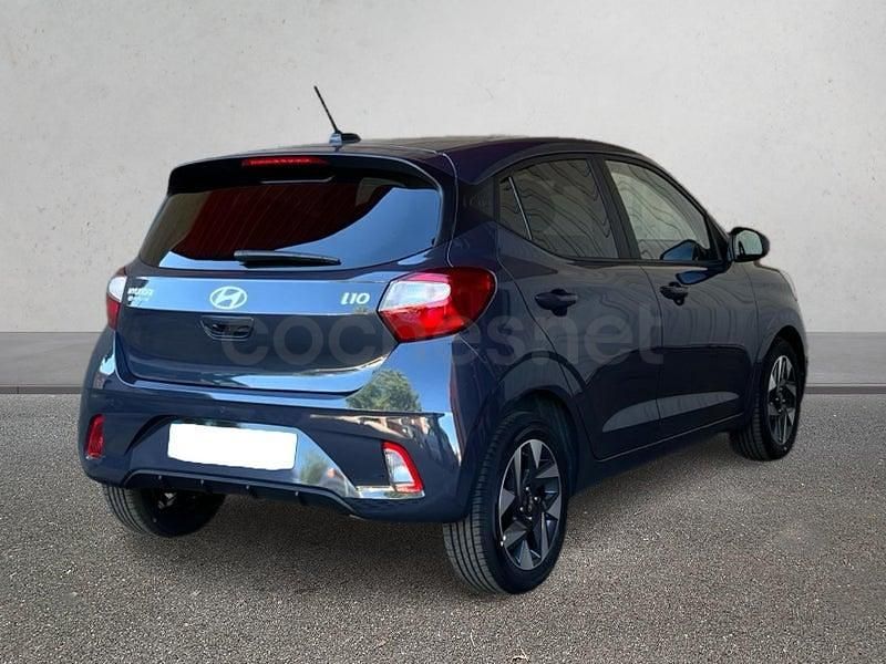 Nuevo Hyundai i10 63 CV (46 kW) 2025 Gris / plata Utilitario