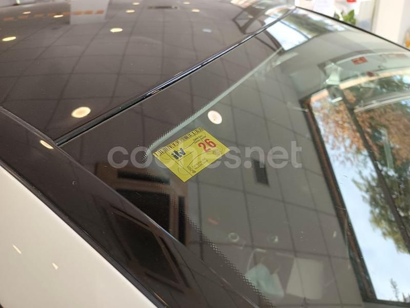 Usado Mercedes A180 109 CV (80 kW) 2017 Blanco Berlina