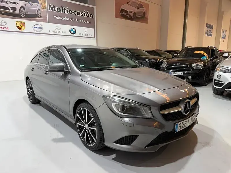 Używany Mercedes CLA200 Shooting Brake 136 KM (100 kW) 2015 Szary Kombi