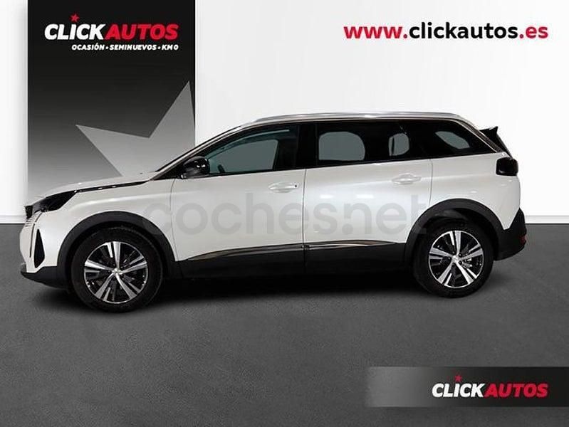 Usado Peugeot 5008 Allure 130 CV (95 kW) 2023 Blanco SUV