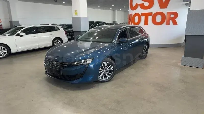 Usado Peugeot 508 SW Allure 225 CV (165 kW) 2021 Azul Familiar
