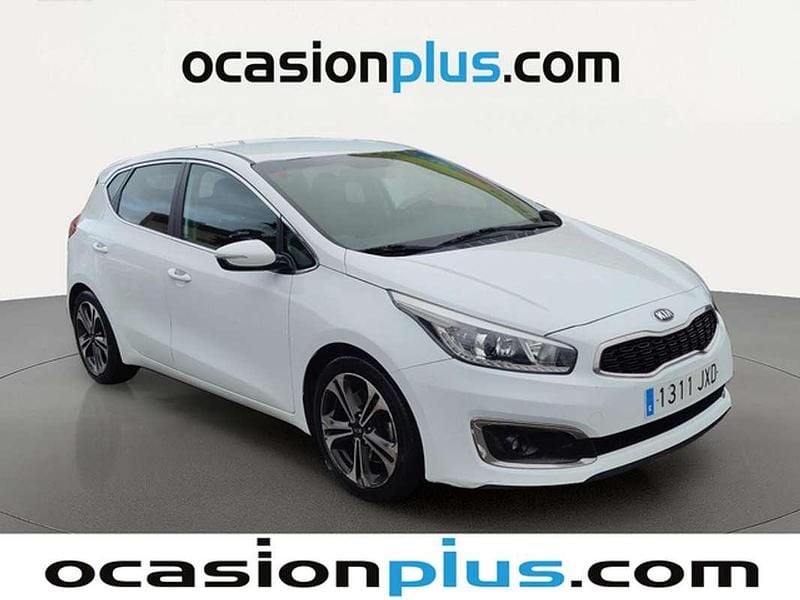 Usado Kia Ceed GT 136 CV (100 kW) 2017 Blanco Utilitario