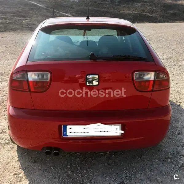 Usado Seat Leon FR 180 CV (132 kW) 2005 Rojo Utilitario