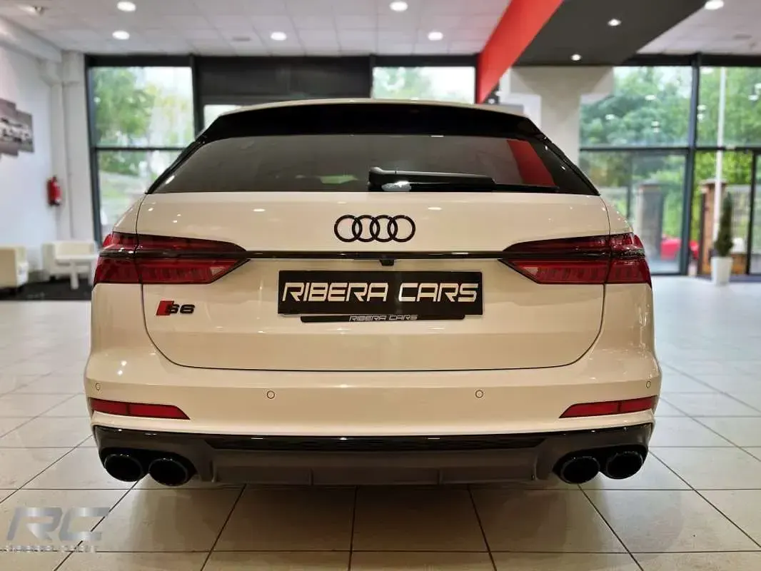 Usado Audi S6 Ambiente 349 CV (256 kW) 2019 Blanco Familiar