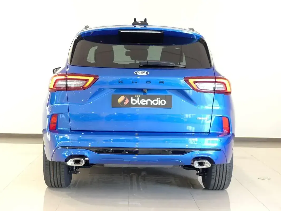Usado Ford Kuga ST-Line 243 CV (178 kW) 2024 Azul SUV
