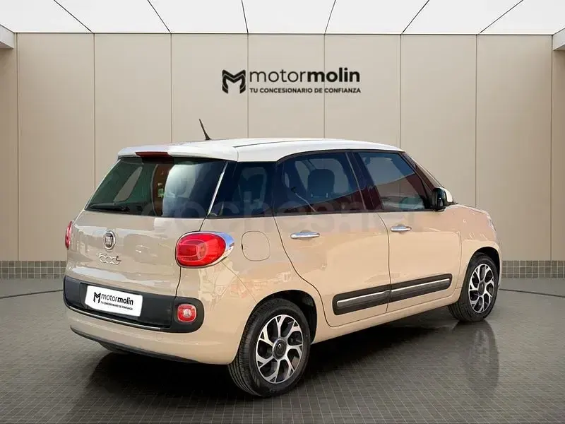 Usado Fiat 500L Lounge 95 CV (69 kW) 2016 Beige Monovolumen