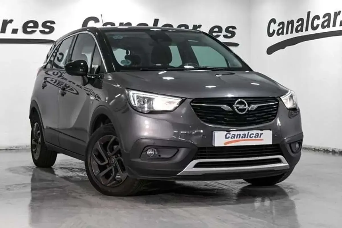 Usado Opel Crossland Innovation 102 CV (75 kW) 2019 Gris SUV