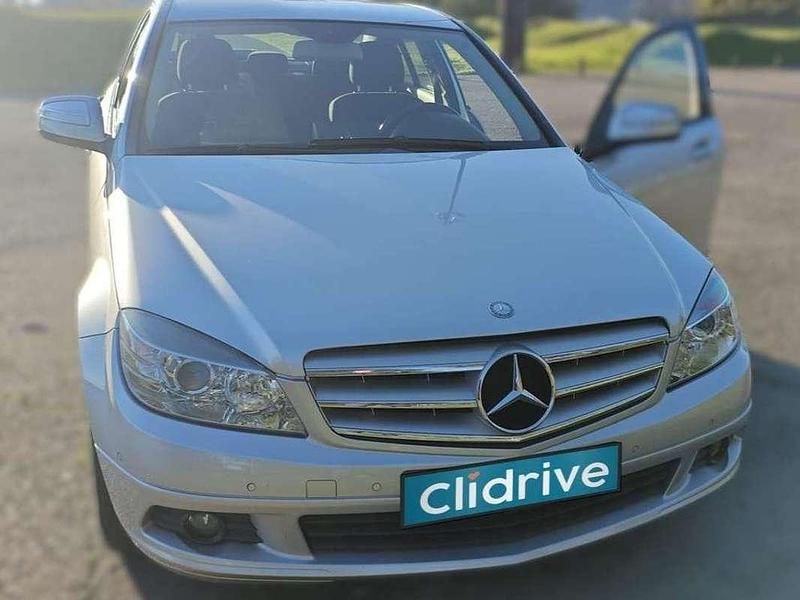 Usado Mercedes C200 136 CV (100 kW) 2008 Gris Berlina