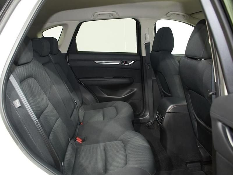 Usado Mazda CX-5 Exclusive-Line 165 CV (121 kW) 2023 Rhodium white SUV