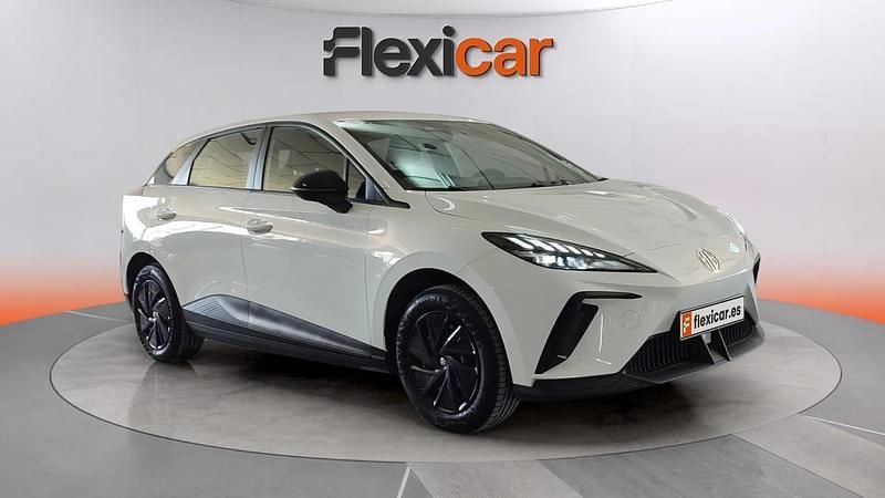 Usado MG MG4 EV 125 kW (170 CV) 2023 Blanco Utilitario