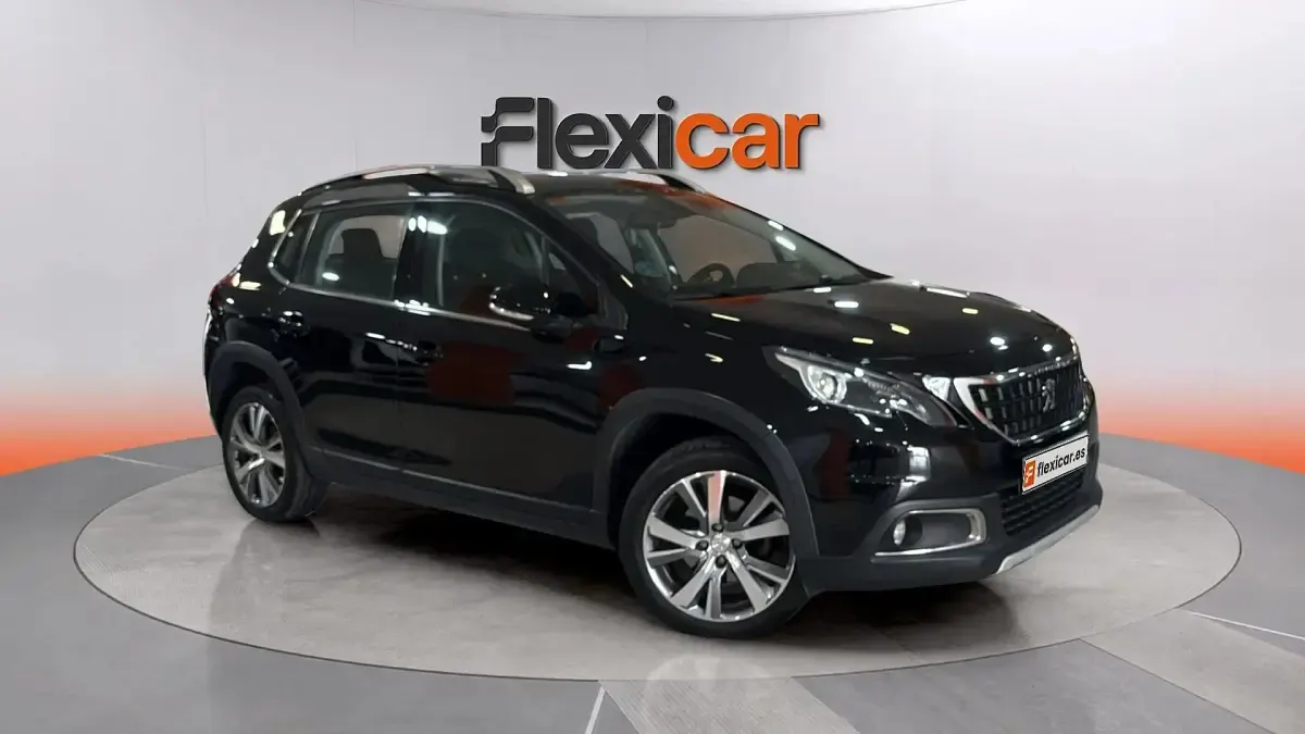 Usado Peugeot 2008 Allure 130 CV (95 kW) 2019 SUV