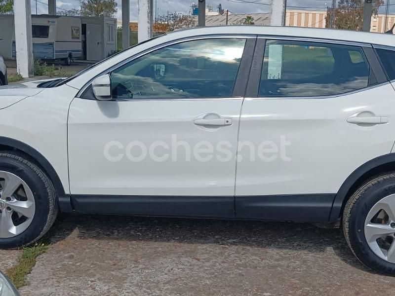 Usado Nissan Qashqai Acenta 130 CV (95 kW) 2019 Blanco SUV