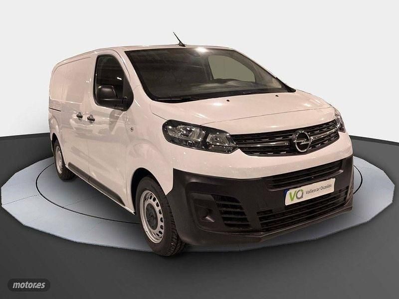 Usado Opel Vivaro 120 CV (88 kW) 2023 Blanco Monovolumen