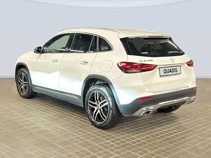 Usado Mercedes GLA200 163 CV (119 kW) 2022 Blanco SUV