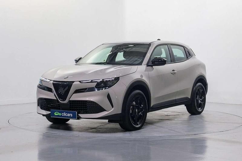 Usado Alfa Romeo GT Junior 145 CV (106 kW) 2025 Gris SUV