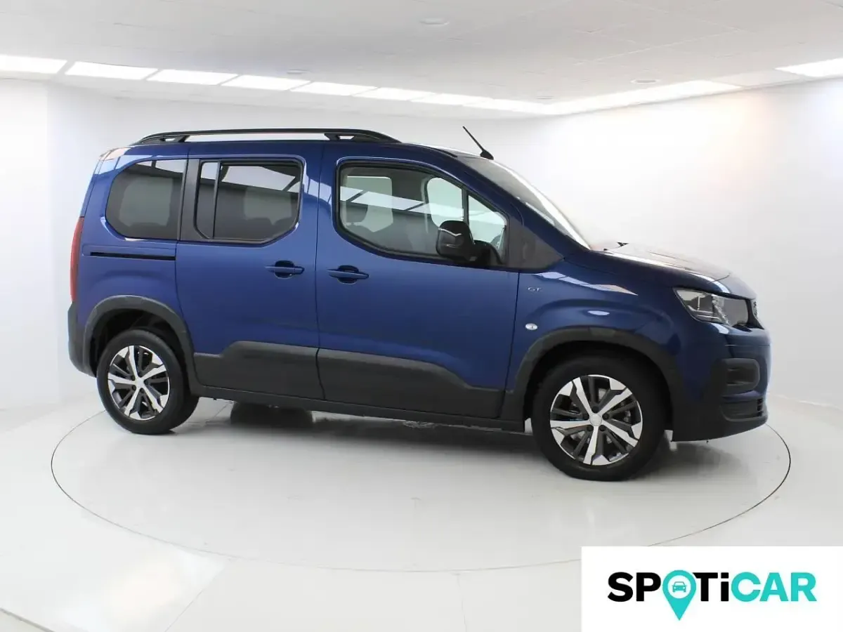 Usado Peugeot Rifter GT 130 CV (95 kW) 2022 Azul Monovolumen