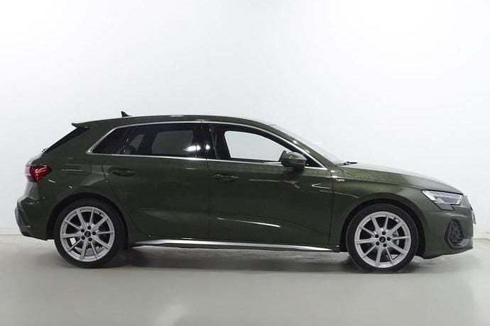 Usado Audi A3 S-Line 150 CV (110 kW) 2025