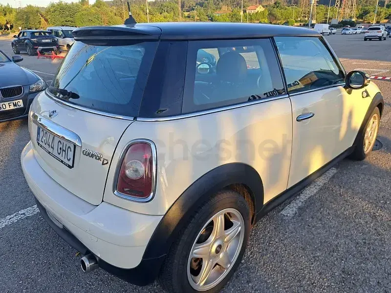 Usado Mini Cooper D 110 CV (80 kW) 2008 Beige Utilitario