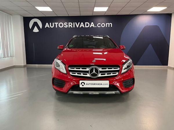 Usado Mercedes GLA200 136 CV (100 kW) 2018 Rojo júpiter (sólido) SUV