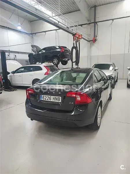 Usado Volvo S60 Summum 136 CV (100 kW) 2012 Verde Berlina