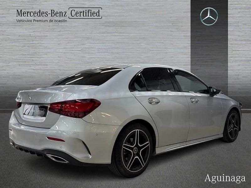 Usado Mercedes A200 150 CV (110 kW) 2024 Gris / plata Berlina