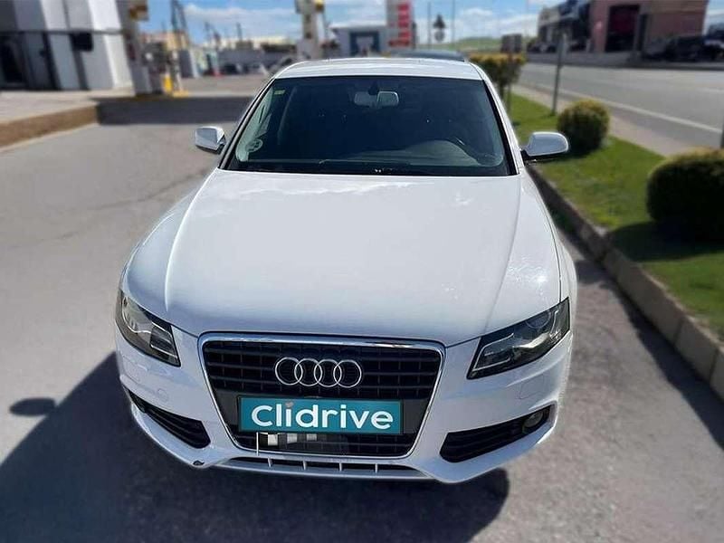 Usado Audi A4 Premium 140 CV (102 kW) 2010 Blanco Berlina