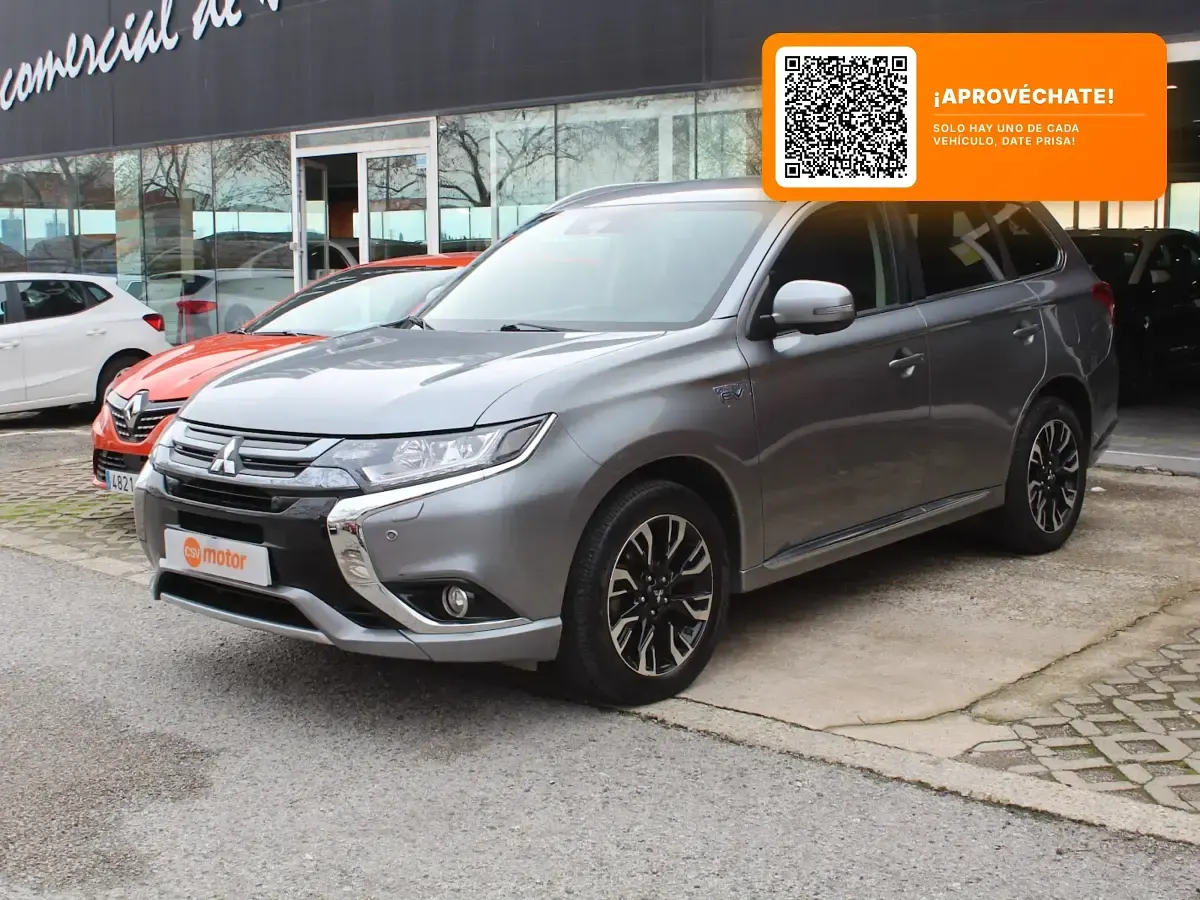 Usado Mitsubishi Outlander P-HEV 203 CV (149 kW) 2017 Gris Utilitario