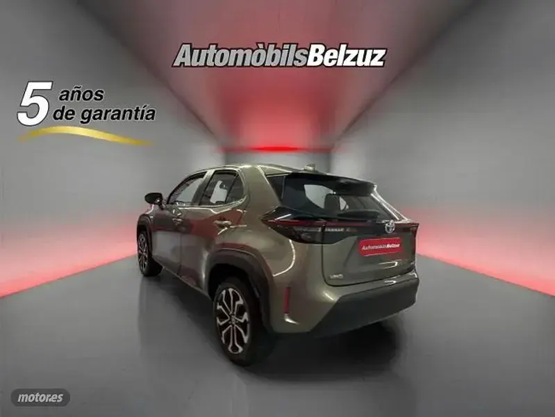 Usado Toyota Yaris Cross 125 CV (91 kW) 2022 Bronce SUV