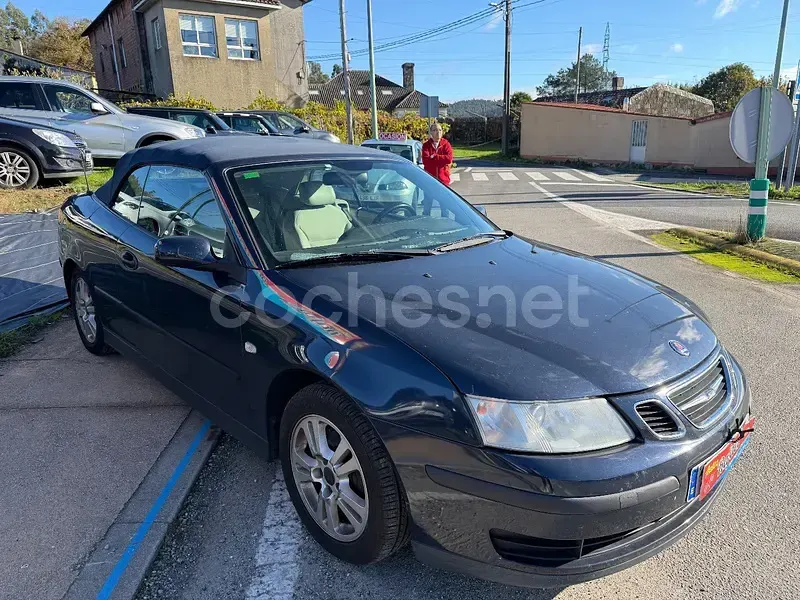 Usado Saab 9-3 Linear 150 CV (110 kW) 2005 Azul Descapotable