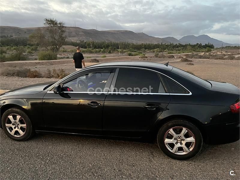 Negro Usado 2010 Audi A4 Berlina | 8700 € (Precio justo) - Imagen 1/4